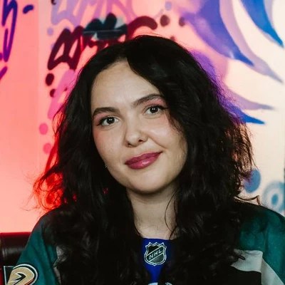 Прогнатьева Женя