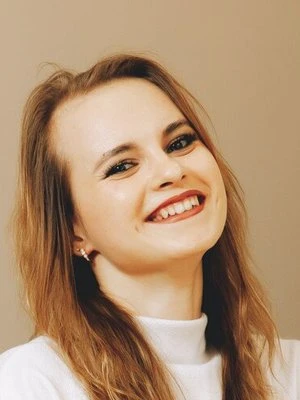 Полина Корсакова