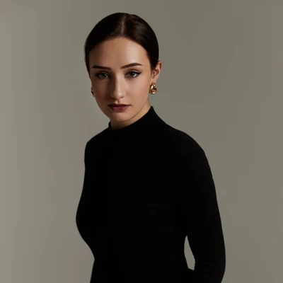 Полина