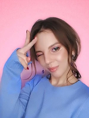 Алена Левина