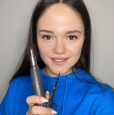 Екатерина (маникюр, педикюр)