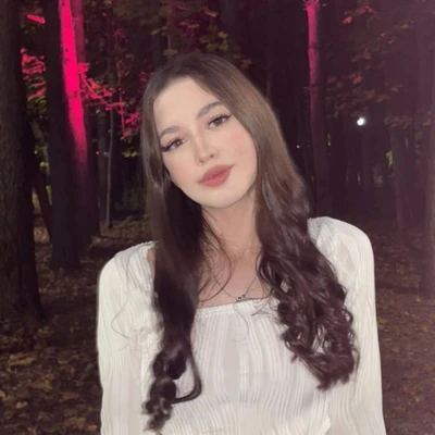 Полина