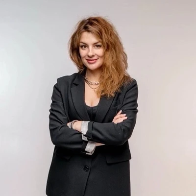 Строителева Юлия