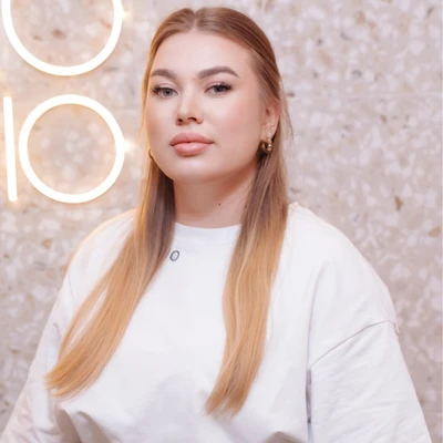 Яна