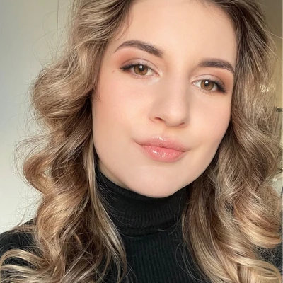 Гребёнкина Елена