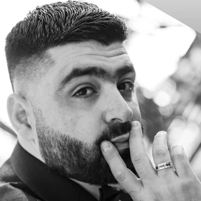 Микаелян Карен