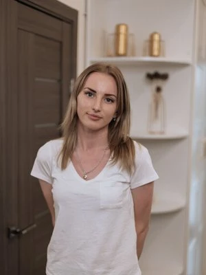 Екатерина Попова
