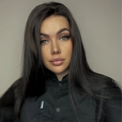 Анна Колодяжная