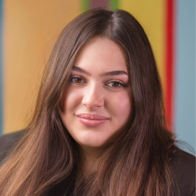 Иванова Настя