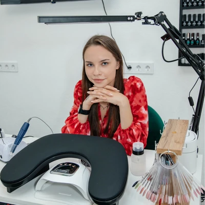 Полина