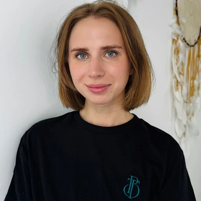 Александра