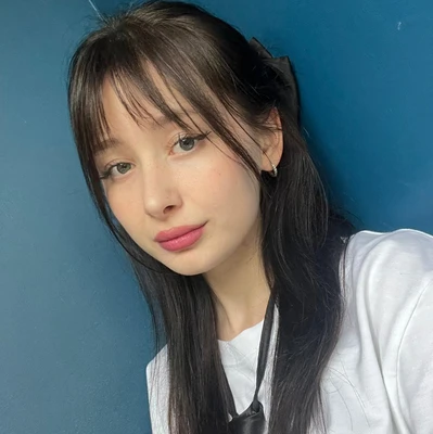 Влазнева Оксана