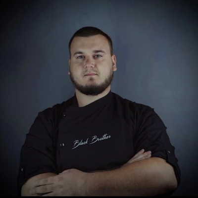 Ишкубатов Артём