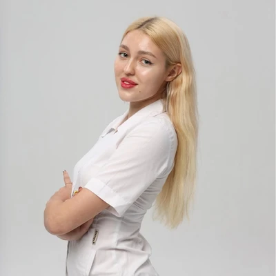 Полина