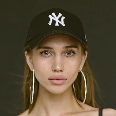 Елена (Топ Барбер)