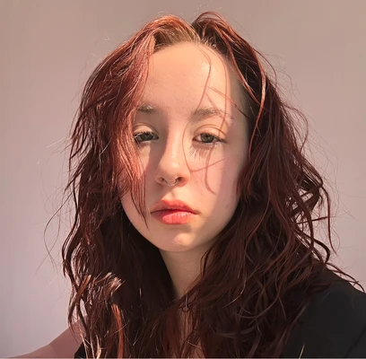 Карина – младший мастер