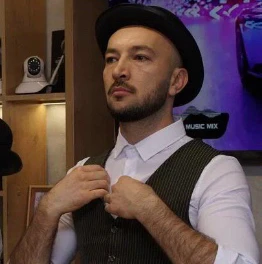 Александр