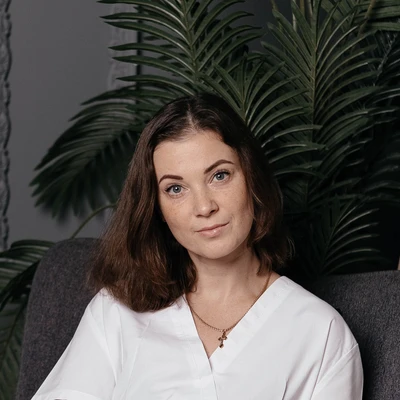 Никитина Стелла