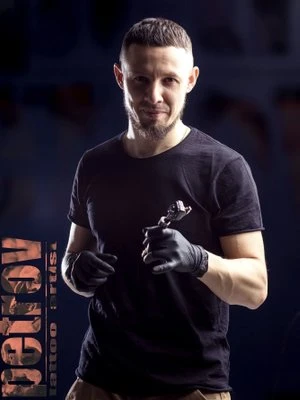 Виталий Петров
