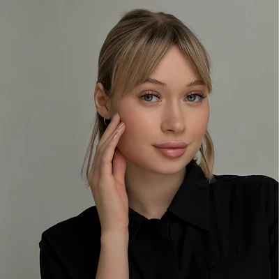 Полина