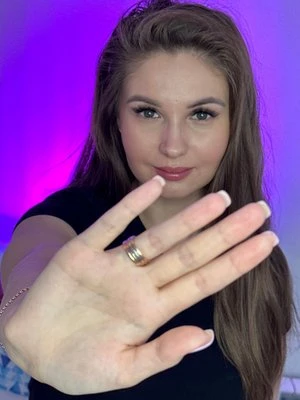 Анна Почекуева