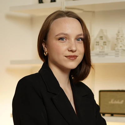 Полина