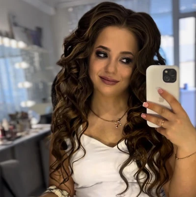 Еленина Ольга