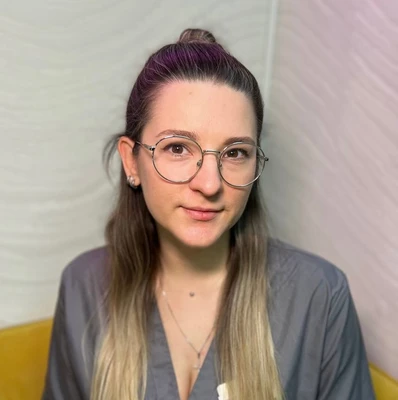 Полина