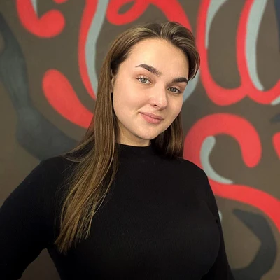 Полина