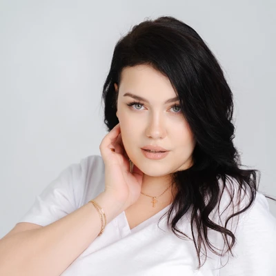 Жукова Надежда