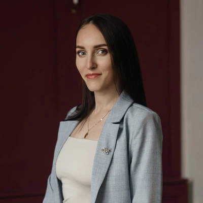 Шестакова Любовь