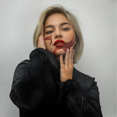 Коноплева Алена