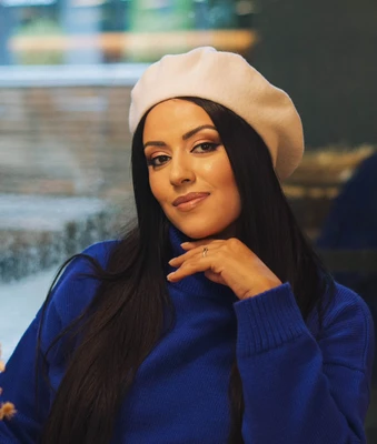 Фото Агуник