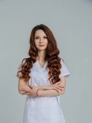 Алина Николаевна Леонтьева