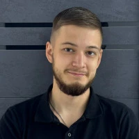 Артем Полянин