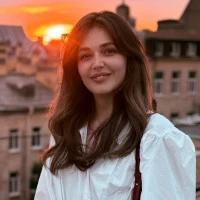 Пересторонина Кристина