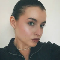 Полина