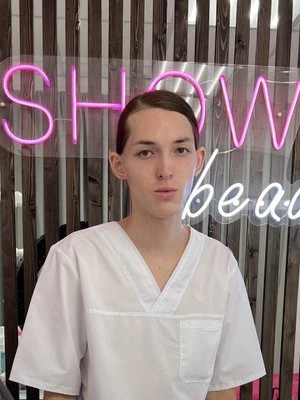 Валентин . .