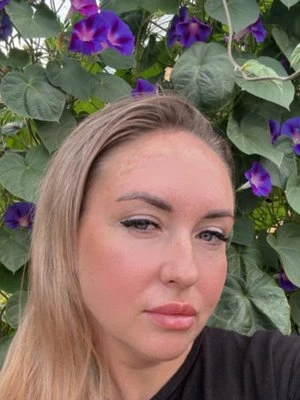 Юлия Илларионова