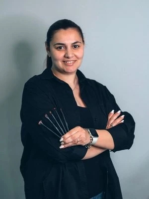 Анна Задикян