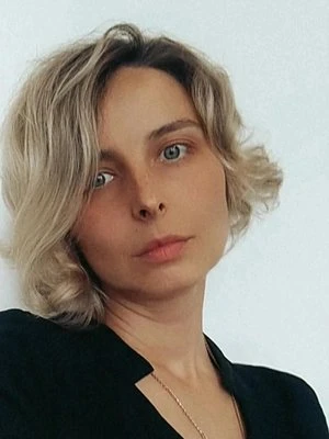 Юлия Романова