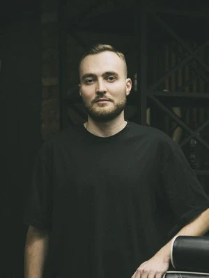 Эдуард Лазарев