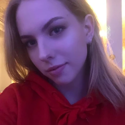 Алена Петергоф