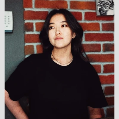 Фото Акмарал