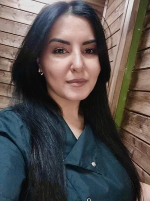 Наринэ Галустян