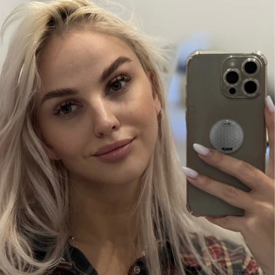 Анна Нохрина