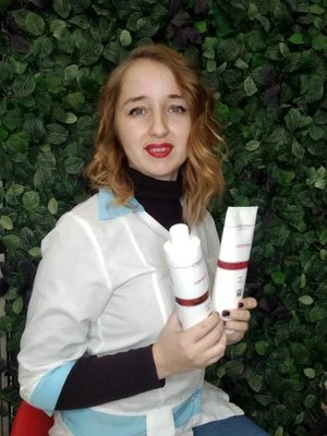 Елена Попова