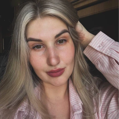 Стрижнева Арина