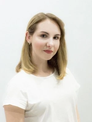 Анна Романова