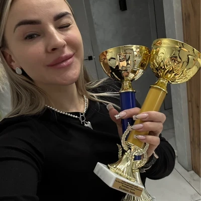 Анна Козинец